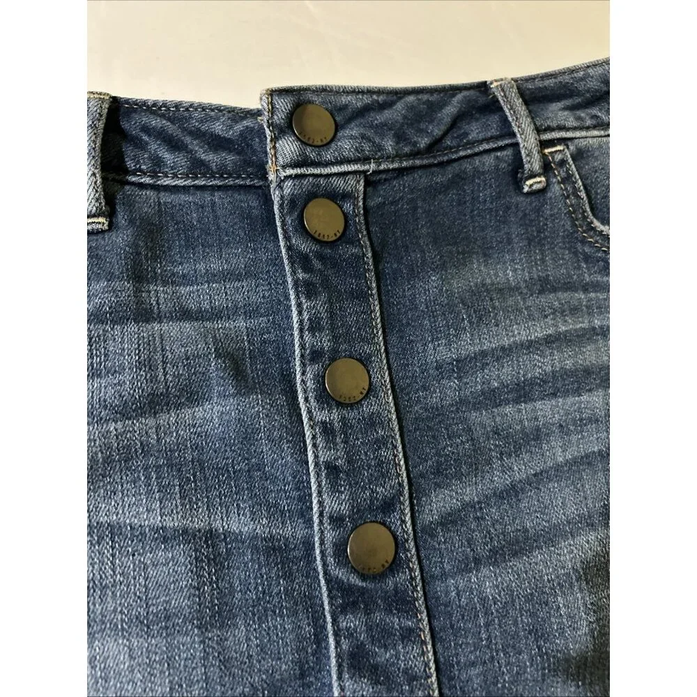 Abercrombie & Fitch Denim Snap Natural Rise A-line Frayed Mini Skirt size 4 27 - Picture 2 of 9